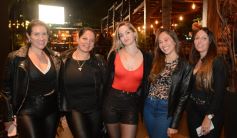 Foto de la galería: Día del Amigo en Posadas: con los bares y restaurantes a pleno y todo el disfrute de la noche de juntadas y reencuentros