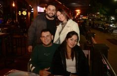 Foto de la galería: Día del Amigo en Posadas: con los bares y restaurantes a pleno y todo el disfrute de la noche de juntadas y reencuentros