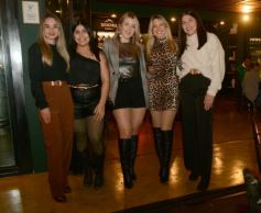 Foto de la galería: Día del Amigo en Posadas: con los bares y restaurantes a pleno y todo el disfrute de la noche de juntadas y reencuentros