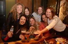 Foto de la galería: Día del Amigo en Posadas: con los bares y restaurantes a pleno y todo el disfrute de la noche de juntadas y reencuentros