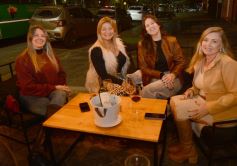Foto de la galería: Día del Amigo en Posadas: con los bares y restaurantes a pleno y todo el disfrute de la noche de juntadas y reencuentros