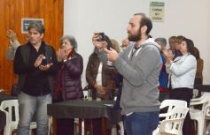 Foto de la galería: Patria y Tradición en Peña Itapúa que se vistió de encuentro con otro Fogón de la Independencia y gran grilla artística