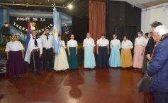 Foto de la galería: Patria y Tradición en Peña Itapúa que se vistió de encuentro con otro Fogón de la Independencia y gran grilla artística