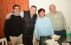 Foto de la galería: Patria y Tradición en Peña Itapúa que se vistió de encuentro con otro Fogón de la Independencia y gran grilla artística