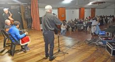 Foto de la galería: Patria y Tradición en Peña Itapúa que se vistió de encuentro con otro Fogón de la Independencia y gran grilla artística