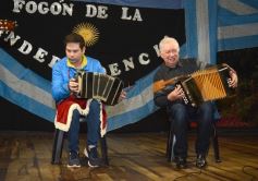 Foto de la galería: Patria y Tradición en Peña Itapúa que se vistió de encuentro con otro Fogón de la Independencia y gran grilla artística