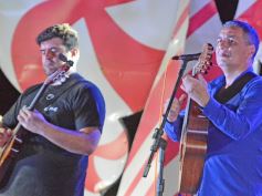 Foto de la galería: Escenario Oscar Mandagarán: homenaje que rindió la ciudad al consagrado referente de la cultura misionera