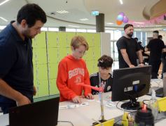 Foto de la galería: Impulsamente en Silicon Misiones: una experiencia única donde las familias jugaron, exploraron y aprendieron haciendo