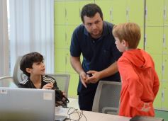 Foto de la galería: Impulsamente en Silicon Misiones: una experiencia única donde las familias jugaron, exploraron y aprendieron haciendo