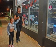 Foto de la galería: Black Friday en Posadas: compras, propuestas y entretenimiento del 1° y 2° dia, entre Plaza San Martin e Itaembé Guazú