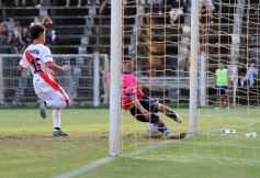 Foto de la galería: Torneo Apertura: triunfo de Guarani por la mínima ante Estudio Galeano, ahora se viene la final frente a Huracán