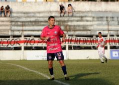 Foto de la galería: Torneo Apertura: triunfo de Guarani por la mínima ante Estudio Galeano, ahora se viene la final frente a Huracán