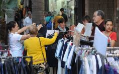 Foto de la galería: Tarde de sábado a pleno movimiento entre paseos y sociales aprovechando lo que fue el tercer día del Black Friday