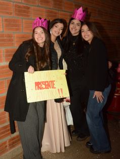 Foto de la galería: Los nuevos Reyes del Santa María, Agustina Miranda y Luciano Koziarski