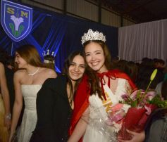 Foto de la galería: Los nuevos Reyes del Santa María, Agustina Miranda y Luciano Koziarski