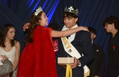 Foto de la galería: Los nuevos Reyes del Santa María, Agustina Miranda y Luciano Koziarski