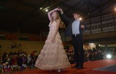 Foto de la galería: Los nuevos Reyes del Santa María, Agustina Miranda y Luciano Koziarski