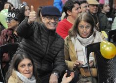 Foto de la galería: Los nuevos Reyes del Santa María, Agustina Miranda y Luciano Koziarski
