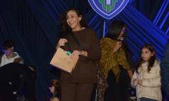 Foto de la galería: Elección de Reyes del Santa María: segunda parte del desfile y el anticipo del ritmo que traen para la Estudiantina 2025