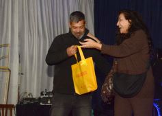 Foto de la galería: Elección de Reyes del Santa María: segunda parte del desfile y el anticipo del ritmo que traen para la Estudiantina 2025