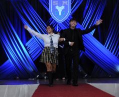 Foto de la galería: Elección de Reyes del Santa María: segunda parte del desfile y el anticipo del ritmo que traen para la Estudiantina 2025