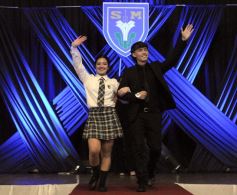 Foto de la galería: Elección de Reyes del Santa María: segunda parte del desfile y el anticipo del ritmo que traen para la Estudiantina 2025