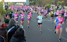 Foto de la galería: Maratón Posadas 2025: con éxito de convocatoria, organización y disfrute deportivo se vivió la 4ta edición en la ciudad