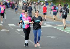 Foto de la galería: Maratón Posadas 2025: con éxito de convocatoria, organización y disfrute deportivo se vivió la 4ta edición en la ciudad