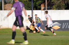 Foto de la galería: Federal A: Mitre no encontró su juego y sufrió su segunda caída al hilo en la reválida pero sigue en clasificación