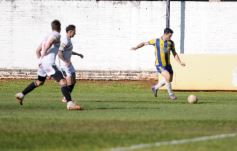 Foto de la galería: Federal A: Mitre no encontró su juego y sufrió su segunda caída al hilo en la reválida pero sigue en clasificación