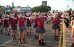 Foto de la galería: Estudiantina 2025: arrancando la cuenta regresiva, más de 5000 estudiantes coparon a pura energía la 1ra Prueba Piloto