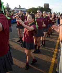 Foto de la galería: Estudiantina 2025: arrancando la cuenta regresiva, más de 5000 estudiantes coparon a pura energía la 1ra Prueba Piloto