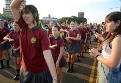 Foto de la galería: Estudiantina 2025: arrancando la cuenta regresiva, más de 5000 estudiantes coparon a pura energía la 1ra Prueba Piloto