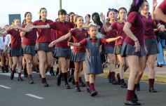 Foto de la galería: Estudiantina 2025: arrancando la cuenta regresiva, más de 5000 estudiantes coparon a pura energía la 1ra Prueba Piloto