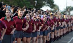 Foto de la galería: Estudiantina 2025: arrancando la cuenta regresiva, más de 5000 estudiantes coparon a pura energía la 1ra Prueba Piloto
