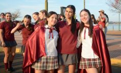 Foto de la galería: Estudiantina 2025: arrancando la cuenta regresiva, más de 5000 estudiantes coparon a pura energía la 1ra Prueba Piloto