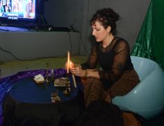 Foto de la galería: En la Casa del Streaming, la vuelta de Dólar Blue marcó cita con mucha gente amiga en una noche de peña y animación