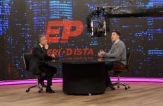 Foto de la galería: Con Gustavo Añibarro en su histórico ciclo televisivo El Periodista, ya en su 19 temporada por Canal Doce