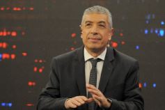 Foto de la galería: Con Gustavo Añibarro en su histórico ciclo televisivo El Periodista, ya en su 19 temporada por Canal Doce
