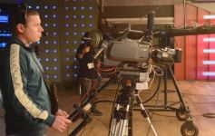 Foto de la galería: Con Gustavo Añibarro en su histórico ciclo televisivo El Periodista, ya en su 19 temporada por Canal Doce