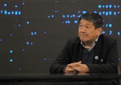 Foto de la galería: Con Gustavo Añibarro en su histórico ciclo televisivo El Periodista, ya en su 19 temporada por Canal Doce