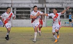 Foto de la galería: Guaraní campeón, llegó el título 40: acá la algarabía en otra fiesta de la familia franjeada en Villa Sarita