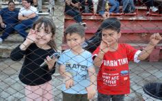 Foto de la galería: Guaraní campeón, llegó el título 40: acá la algarabía en otra fiesta de la familia franjeada en Villa Sarita