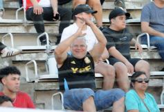 Foto de la galería: Guaraní campeón, llegó el título 40: acá la algarabía en otra fiesta de la familia franjeada en Villa Sarita