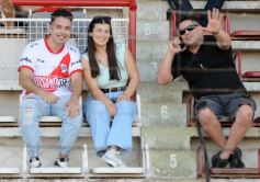 Foto de la galería: Guaraní campeón, llegó el título 40: acá la algarabía en otra fiesta de la familia franjeada en Villa Sarita
