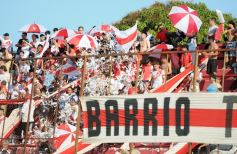 Foto de la galería: Guaraní campeón, llegó el título 40: acá la algarabía en otra fiesta de la familia franjeada en Villa Sarita