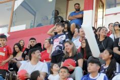 Foto de la galería: Guaraní campeón, llegó el título 40: acá la algarabía en otra fiesta de la familia franjeada en Villa Sarita
