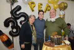 Foto de la galería: Los 35 de Rubén "Pepe" Dávalos: fiesta sorpresa para un sábado a puro festejo con la familia y amigos