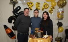 Foto de la galería: Los 35 de Rubén "Pepe" Dávalos: fiesta sorpresa para un sábado a puro festejo con la familia y amigos