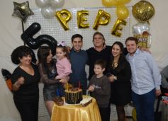 Foto de la galería: Los 35 de Rubén "Pepe" Dávalos: fiesta sorpresa para un sábado a puro festejo con la familia y amigos